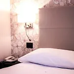 Parigi 2&spa 3*