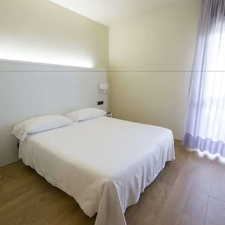 Parigi 2 & Szálloda