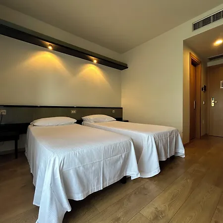 Parigi 2 & Szálloda 3*