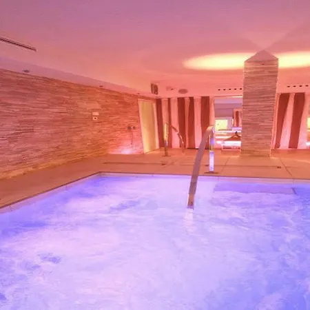 Parigi 2 & Hotell 3*