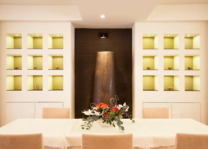 Hotel Parigi 2 & 3*