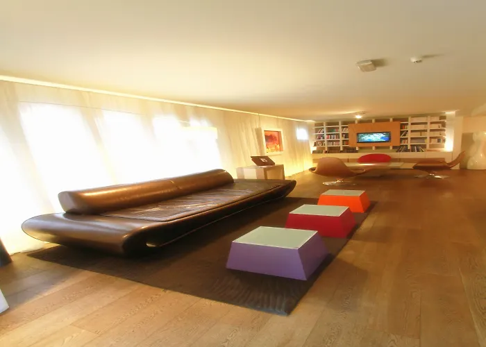 Parigi 2 & Hotel 3*