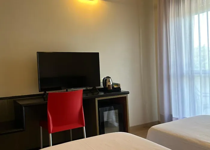 Parigi 2 & Hotel