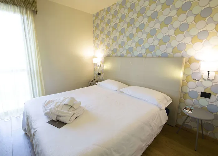 Hotel Parigi 2 &