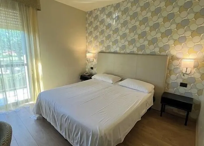 Parigi 2 & 3* Dalmine
